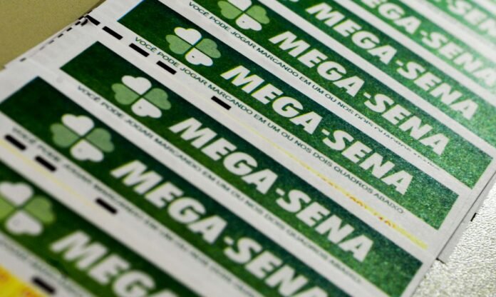 mega_sena_mcajr_abr_2904223678.jpg